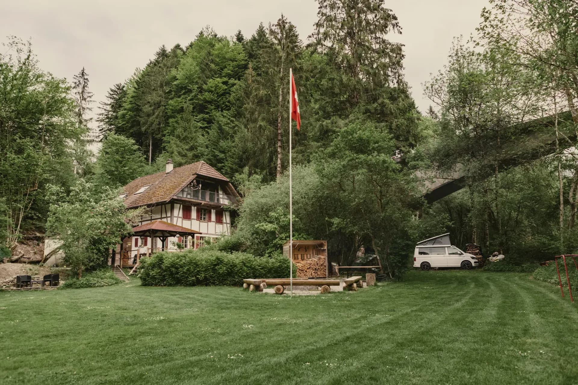 Camping Schweiz.webp